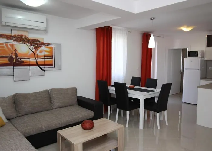 Tolles In Mit Eigener Terrasse By Interhome Apartamento *